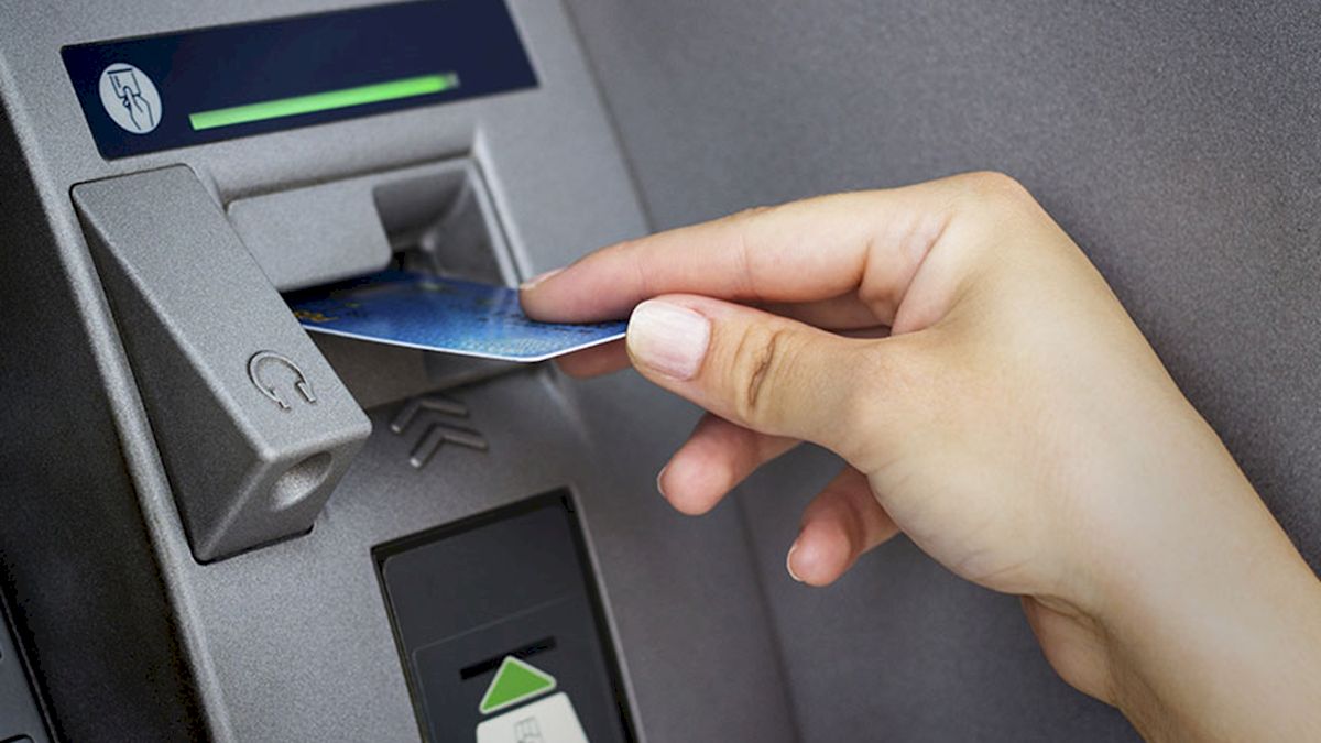 Dịch vụ đáo thẻ tín dụng tại nhà có nên hay không