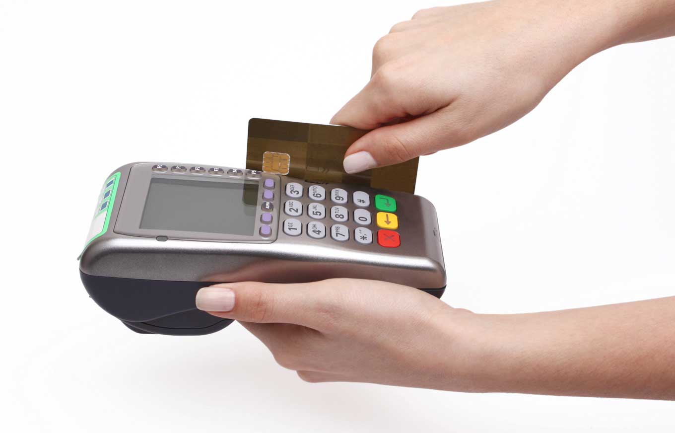 Quẹt thẻ tín dụng lấy tiền mặt là như thế nào?