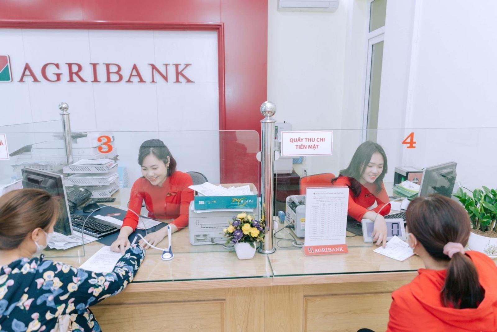 Hồ sơ vay sổ đỏ ngân hàng Agribank gồm những gì?
