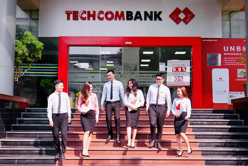 Vay thế chấp sổ đỏ Techcombank